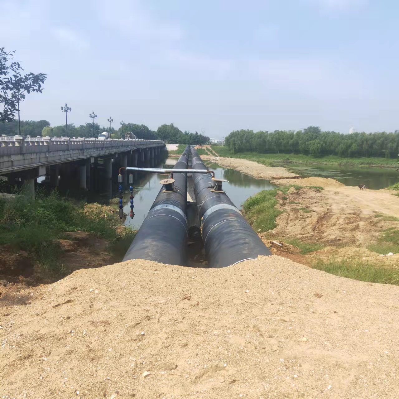 鹤岗化工厂管道输油管道清洗